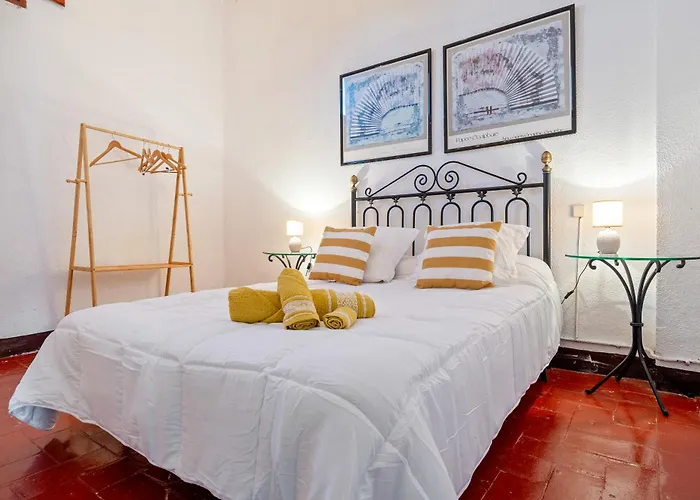 Ca La Maria Santes Creus